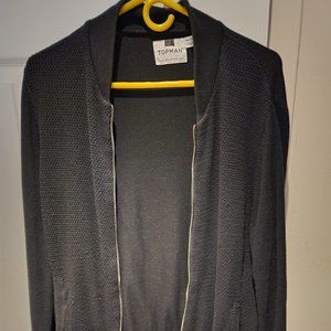 Black zipped vest